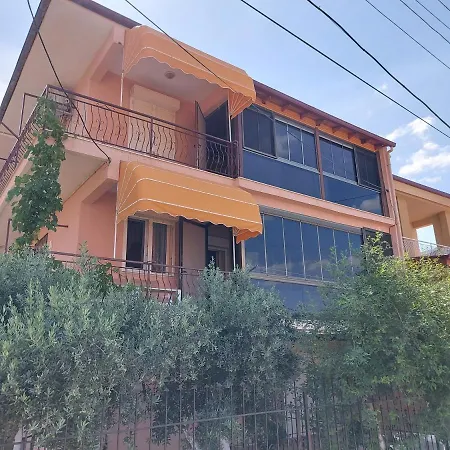Sweet Kocer Apartment *